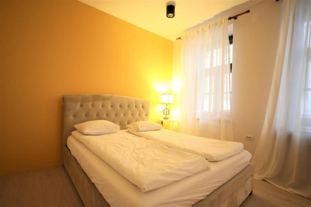 Lovely Two Bedroom In The Old Town 리가 외부 사진